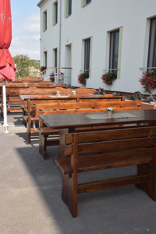 Jeleni Farma Jecmeniste Hotel Vrbovec Zewnętrze zdjęcie